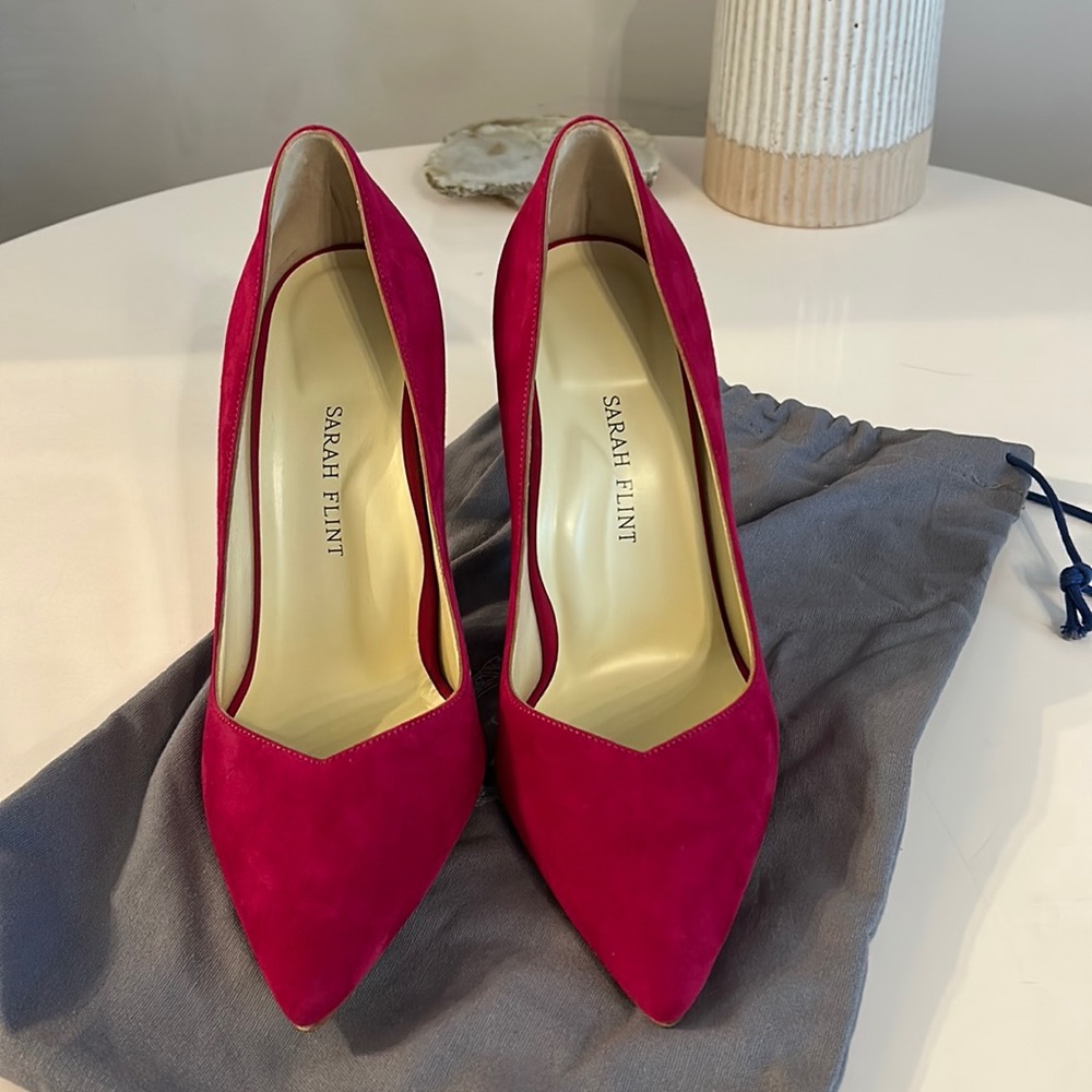 Sarah Flint ‘Perfect Pump’ 100mm in pomegranate suede size 37.5. Never worn.